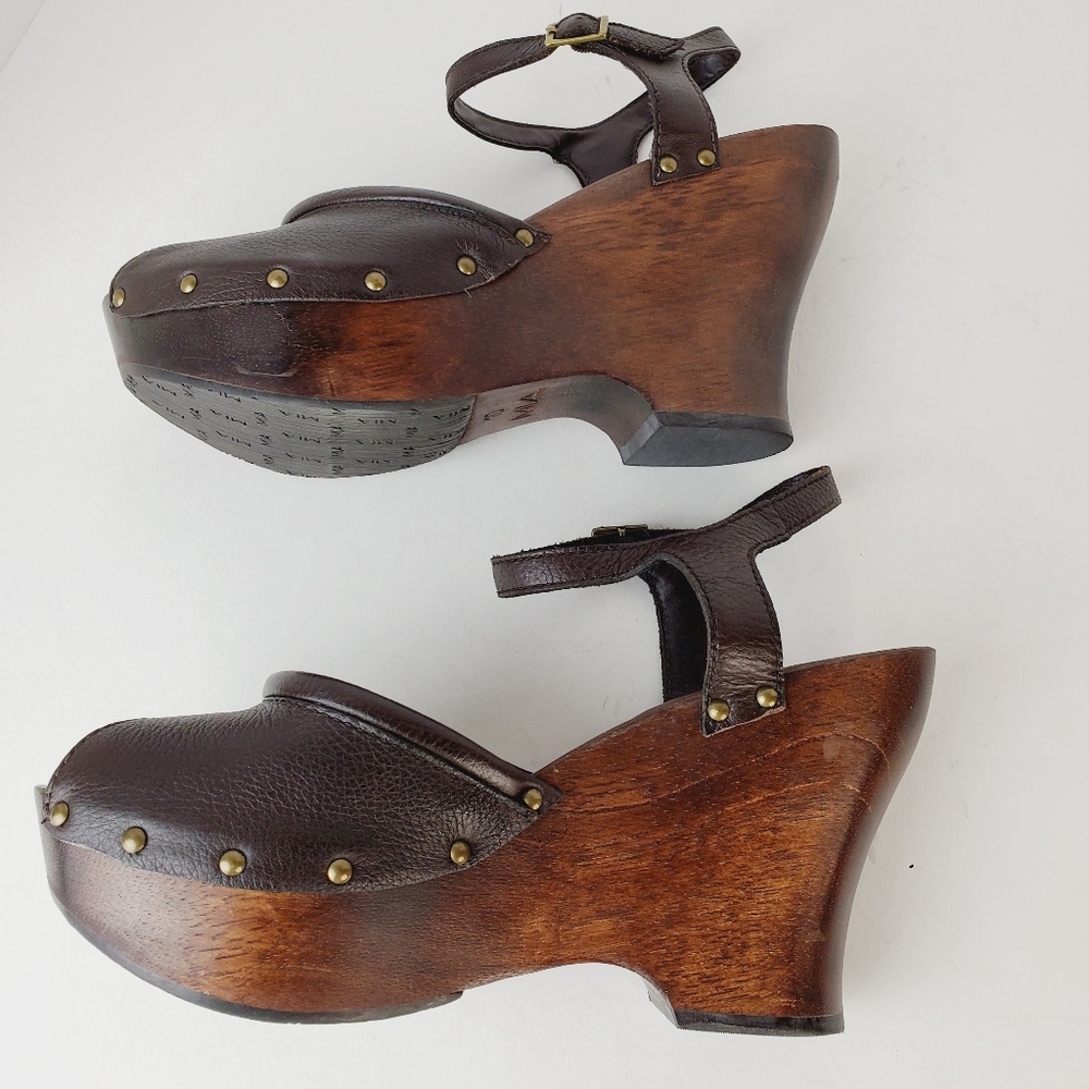 MIA Brown Leather Wooden Sandals
